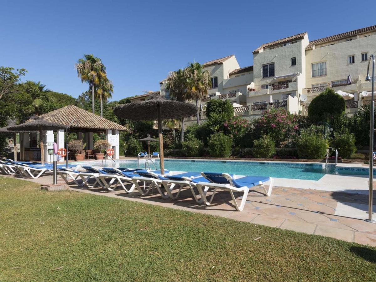 Lägenhet Vacation I Los Pinos, Elegant And Bright Townhouse, The Family Golf Getaway, 5 Minutes From Puerto Banus, Security Night Time Marbella