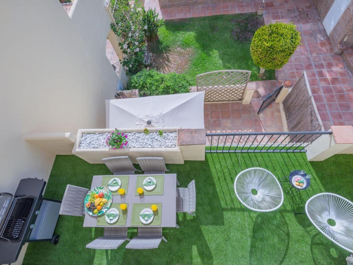 Vacation I Los Pinos, Elegant And Bright Townhouse, The Family Golf Getaway, 5 Minutes From Puerto Banus, Security Night Time *