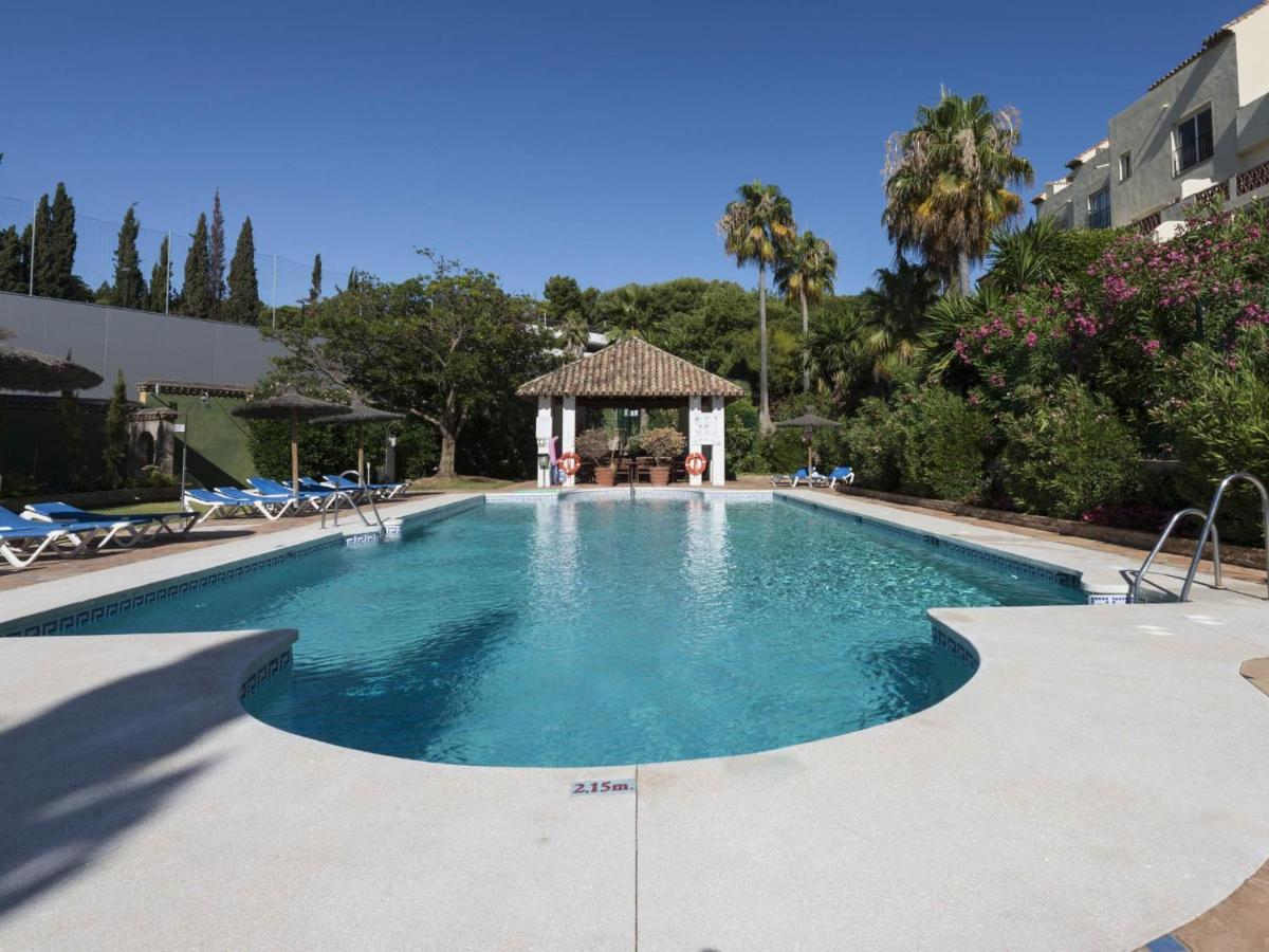 Lägenhet Vacation I Los Pinos, Elegant And Bright Townhouse, The Family Golf Getaway, 5 Minutes From Puerto Banus, Security Night Time Marbella