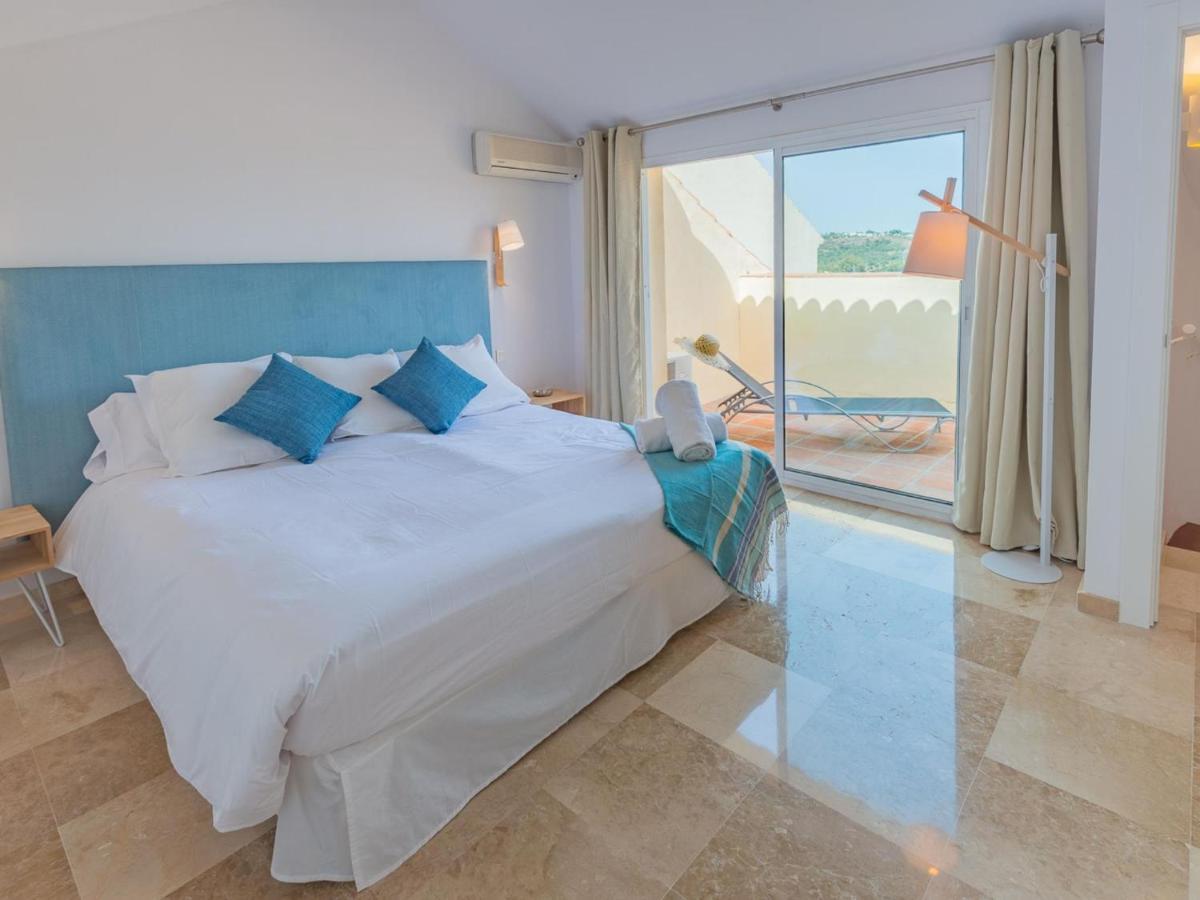 Lägenhet Vacation I Los Pinos, Elegant And Bright Townhouse, The Family Golf Getaway, 5 Minutes From Puerto Banus, Security Night Time Marbella